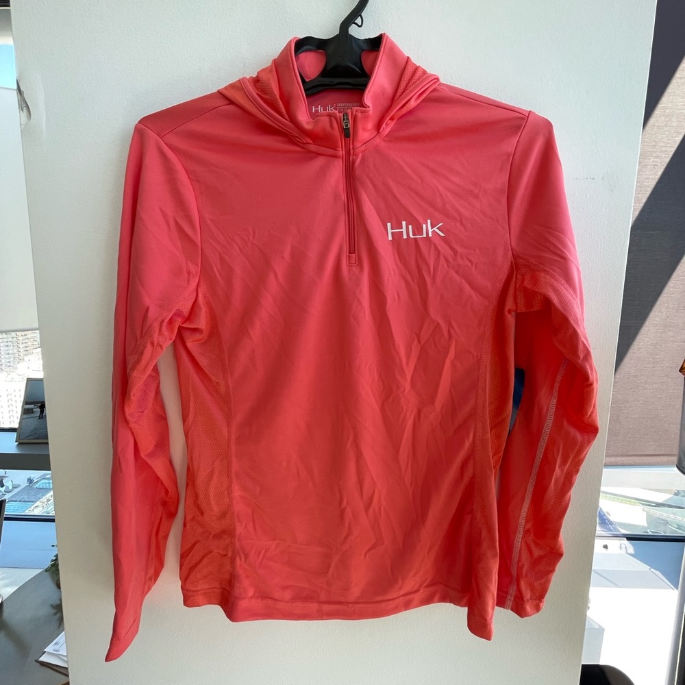 Huk Icon Women’s Pullover Hoodie Coral NWT